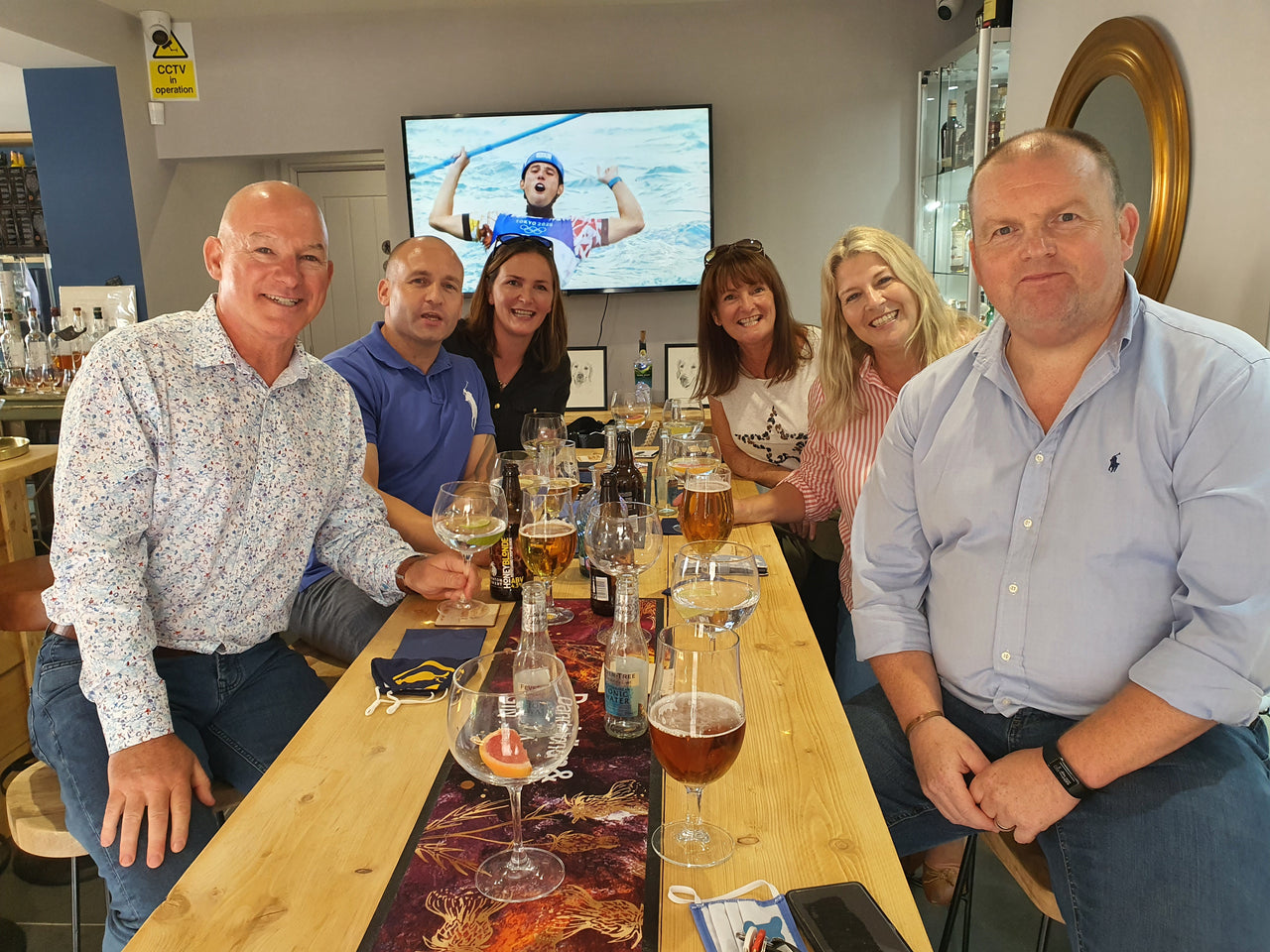 The Little Whisky Shop and Isla's Bar Shop - Isla's Bar Table Booking