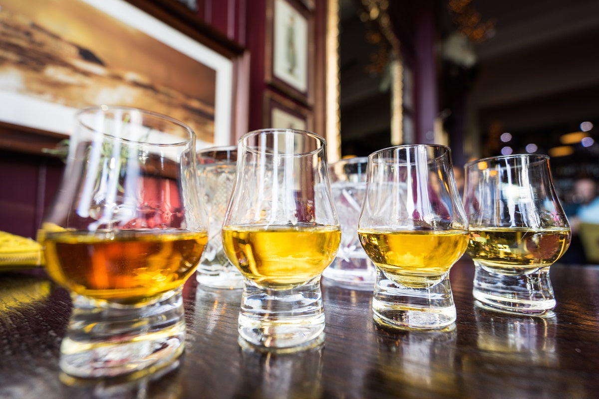 The Little Whisky Shop and Isla's Bar - Isla's Bar Tastings