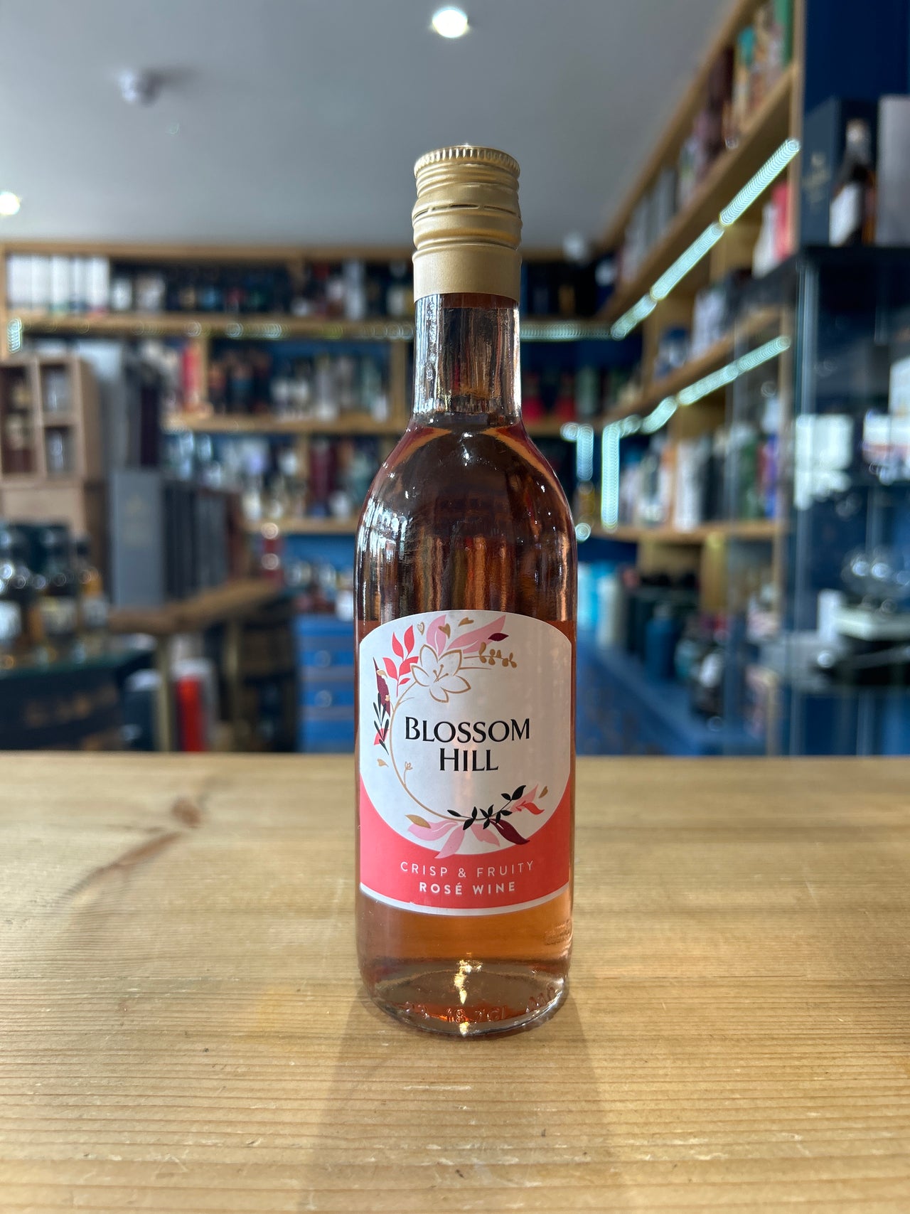 Isla's Bar - Blossom Hill Classics Crisp & Fruity Rose Wine 187ml 10.5% (SP)