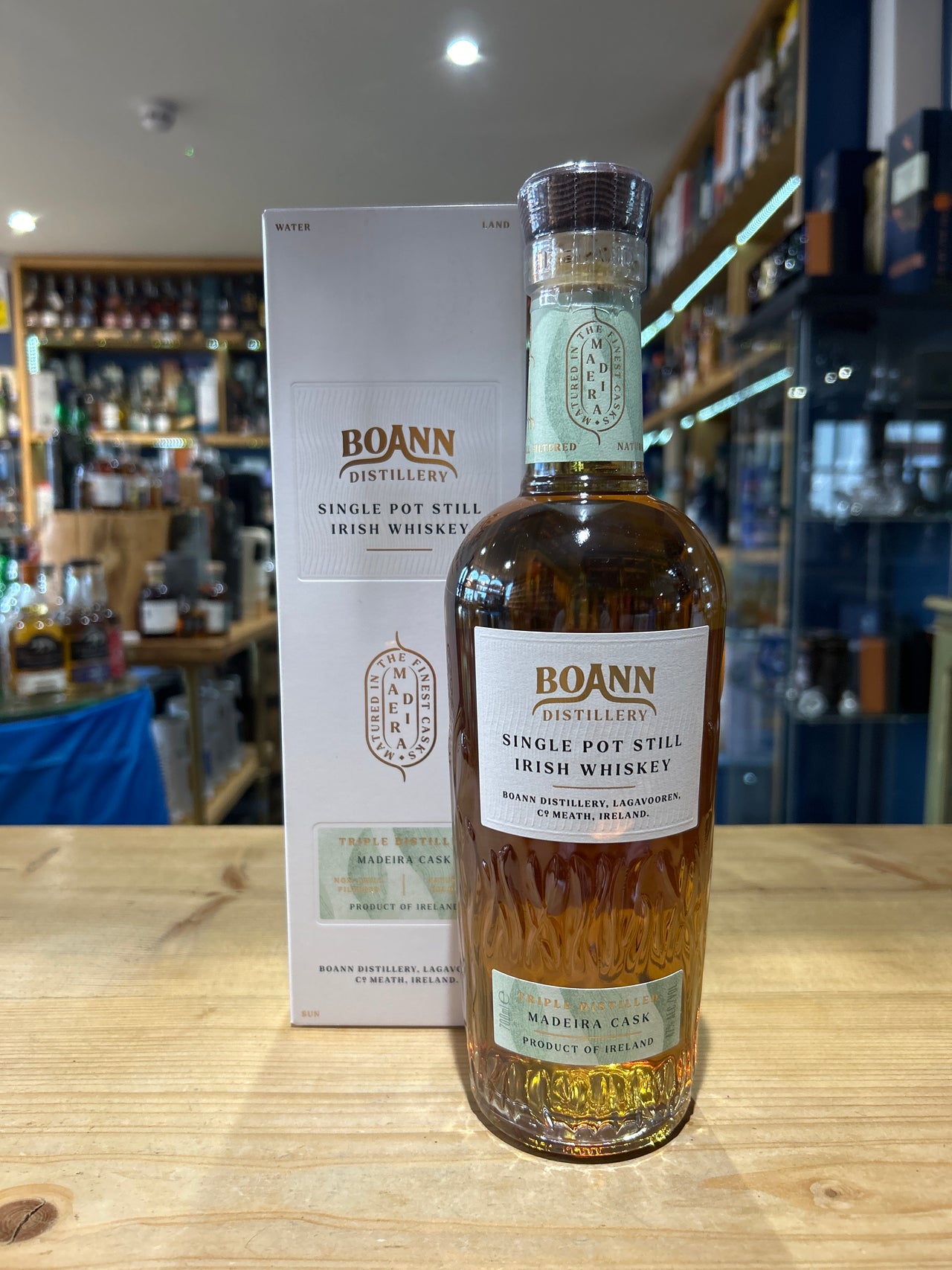Boann Single Pot Still Irish Whiskey Madeira Cask 70cl 47%