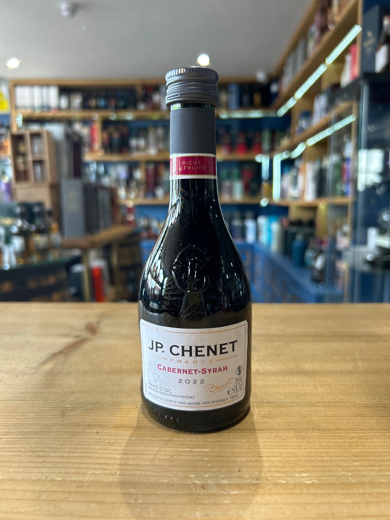 Isla's Bar - J.P. Chenet Cabernet Syrah Red Wine 187ml 12.5% (Fr)