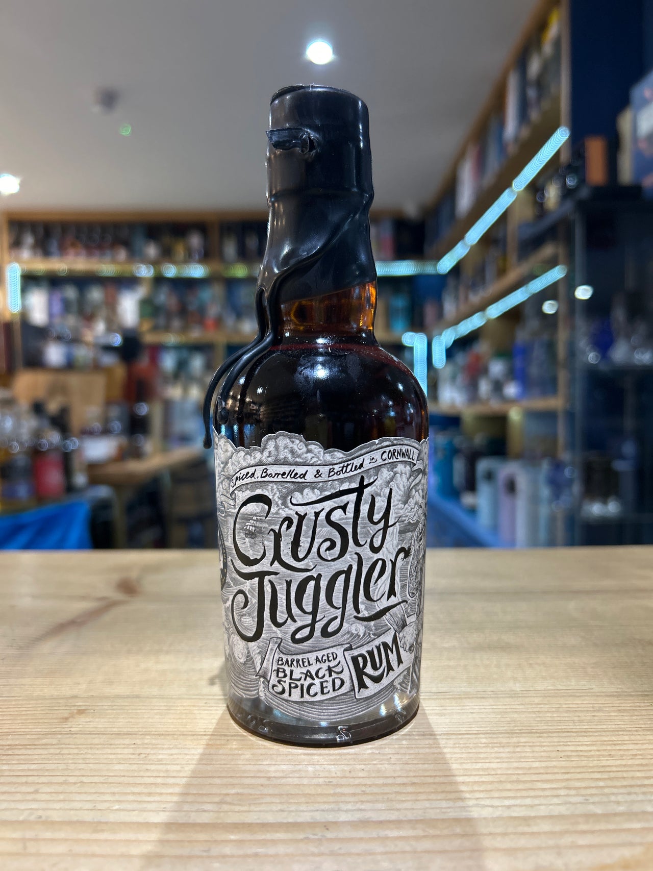 Crusty Juggler Barrel Aged Black Spiced Rum 20cl 37.5%