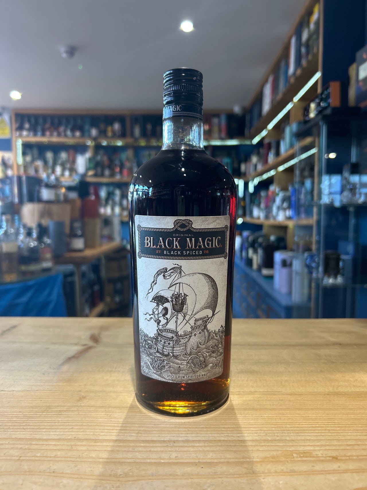 Black Magic Black Spiced Rum 70cl 40%