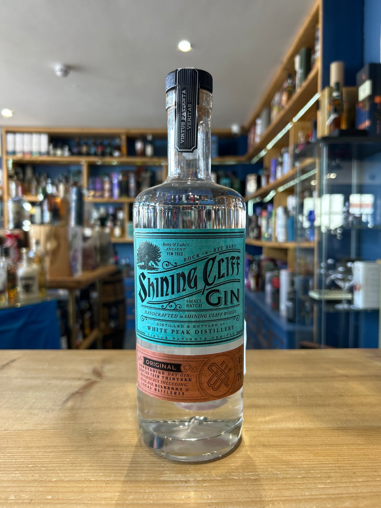 Shining Cliff Gin 70cl 45%