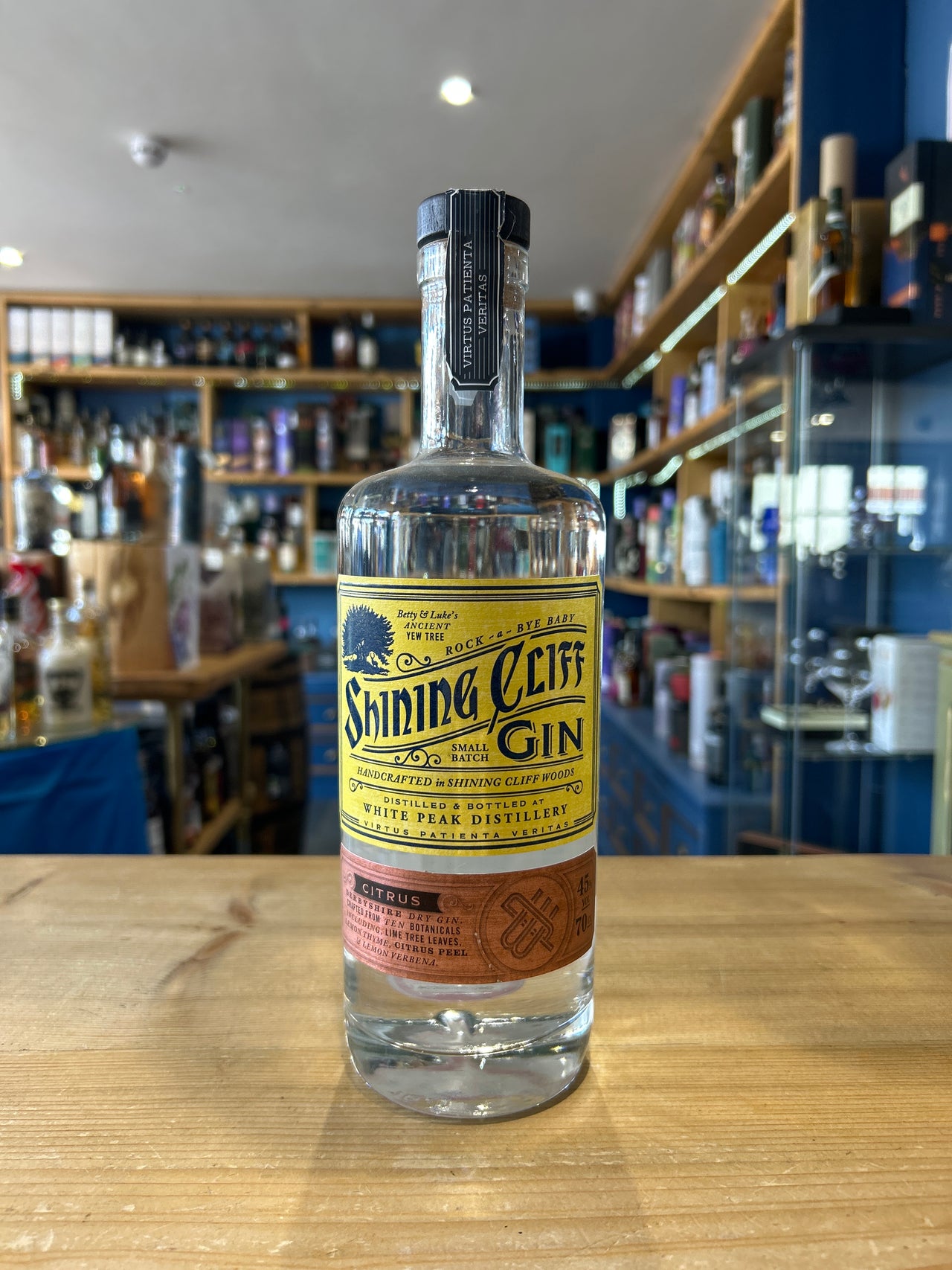 Shining Cliff Citrus Gin 70cl 45%