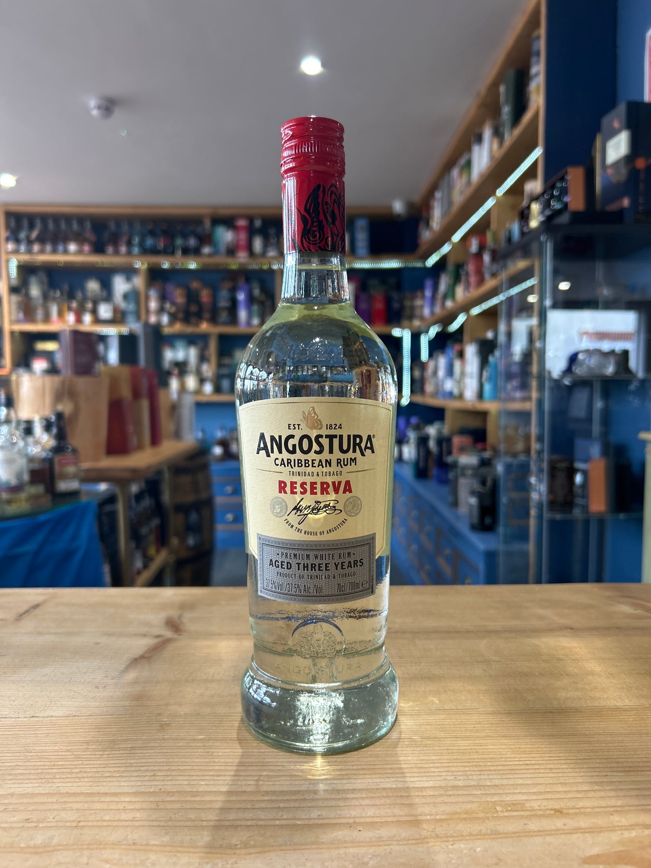 Angostura Reserva Caribbean Premium White Rum 70cl 37.5%