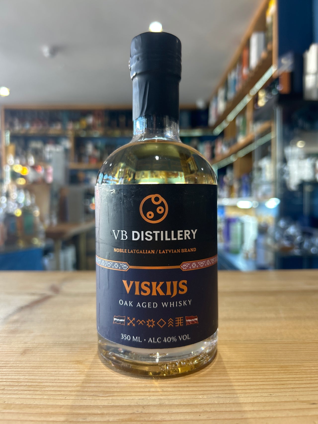 VB Distillery Oak Aged Whisky 35cl 40%