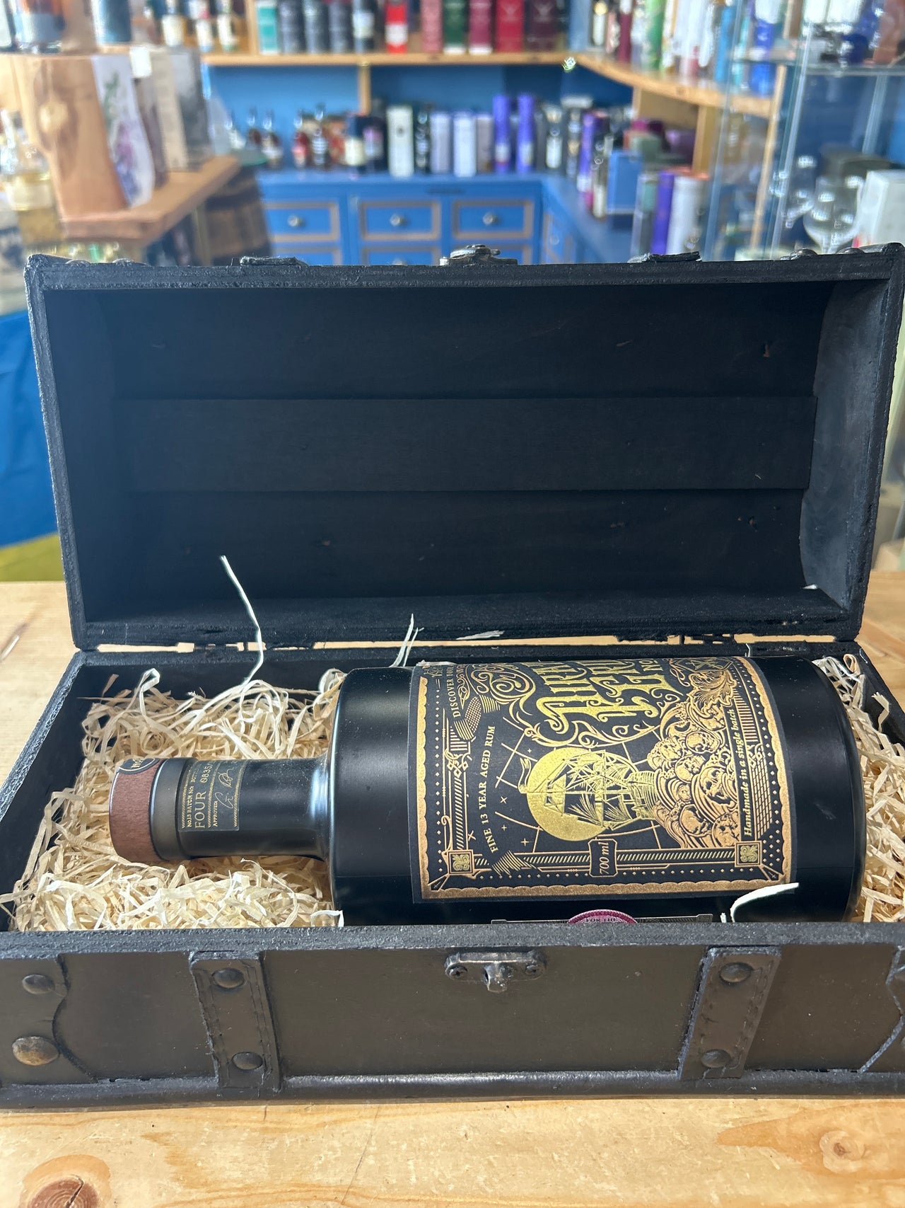 Pirates Grog no13 Spiced Rum Gift Chest 70cl 37.5%