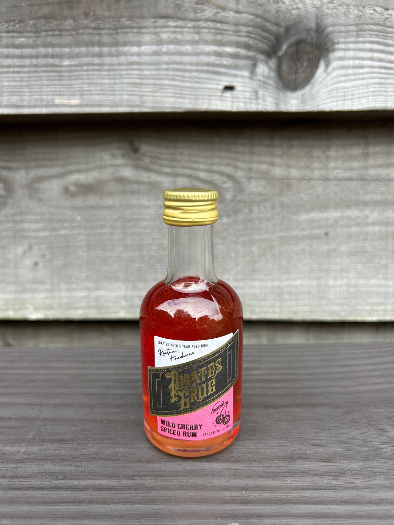 PIrates Grog Wild Cherry Spiced Rum 5cl 37.5%