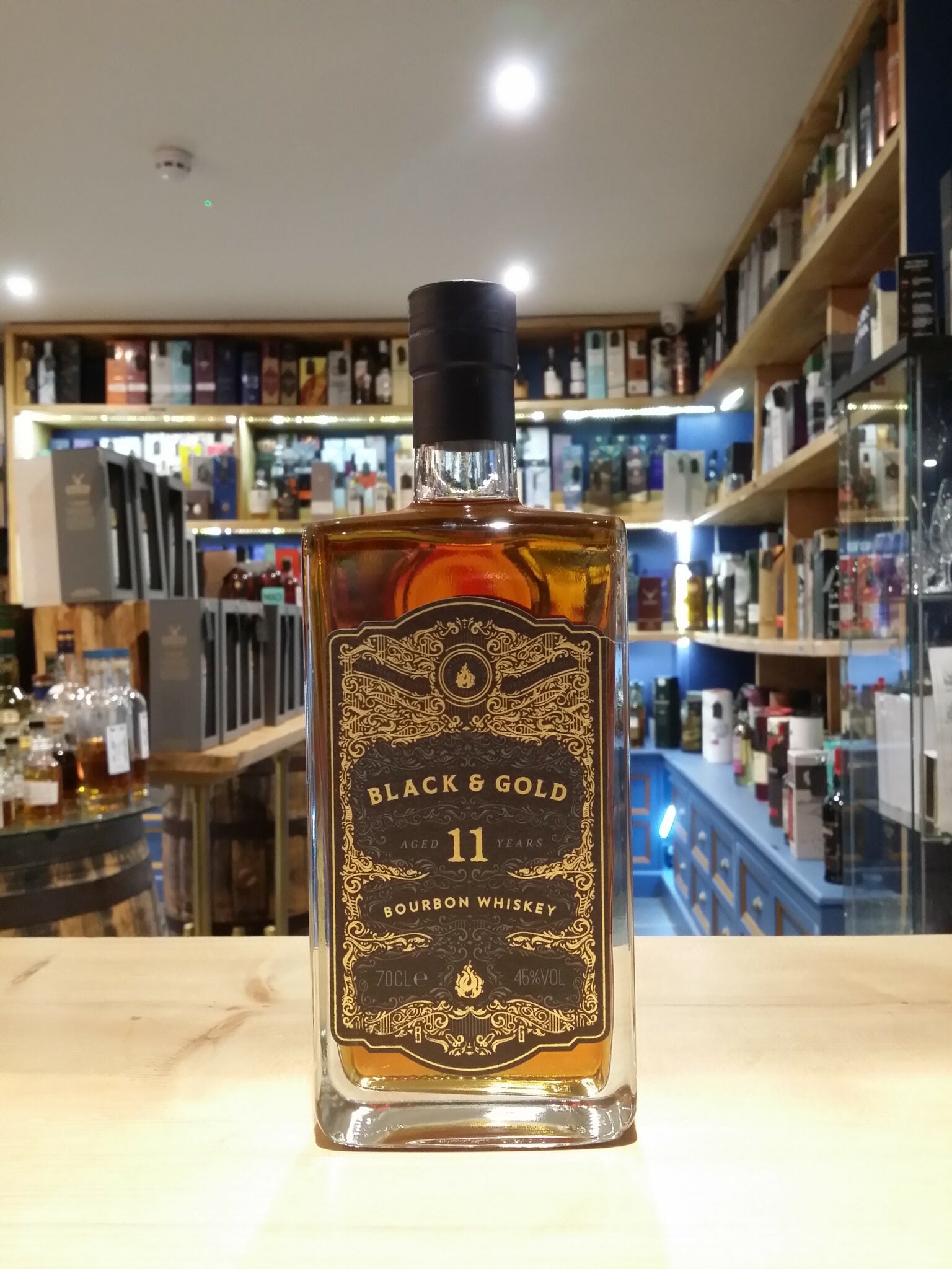 Black & Gold Aged 11 Year Bourbon Whiskey 70cl 45%